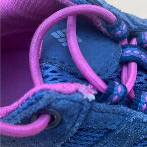 Kids Columbia Omni-grip low trail hikers